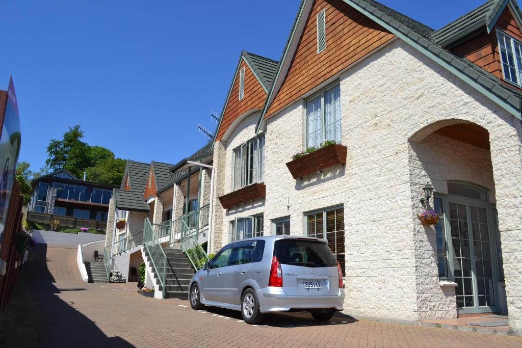 Colonial Lodge Motel Таупо Екстер'єр фото